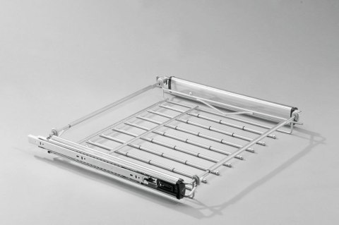 Wieszak na spodnie z ramką